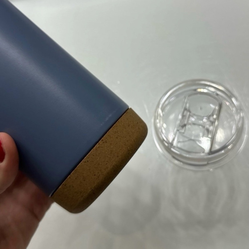Water bottle - Picture 5 of 12
